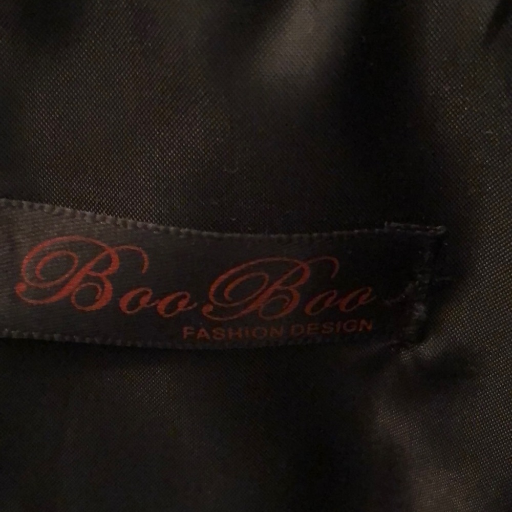 Vest - Picture 2 of 3